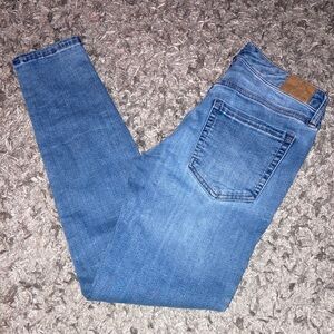 Classic light Blue Denim Jeans aero Aeropostale low rise jeggings 6